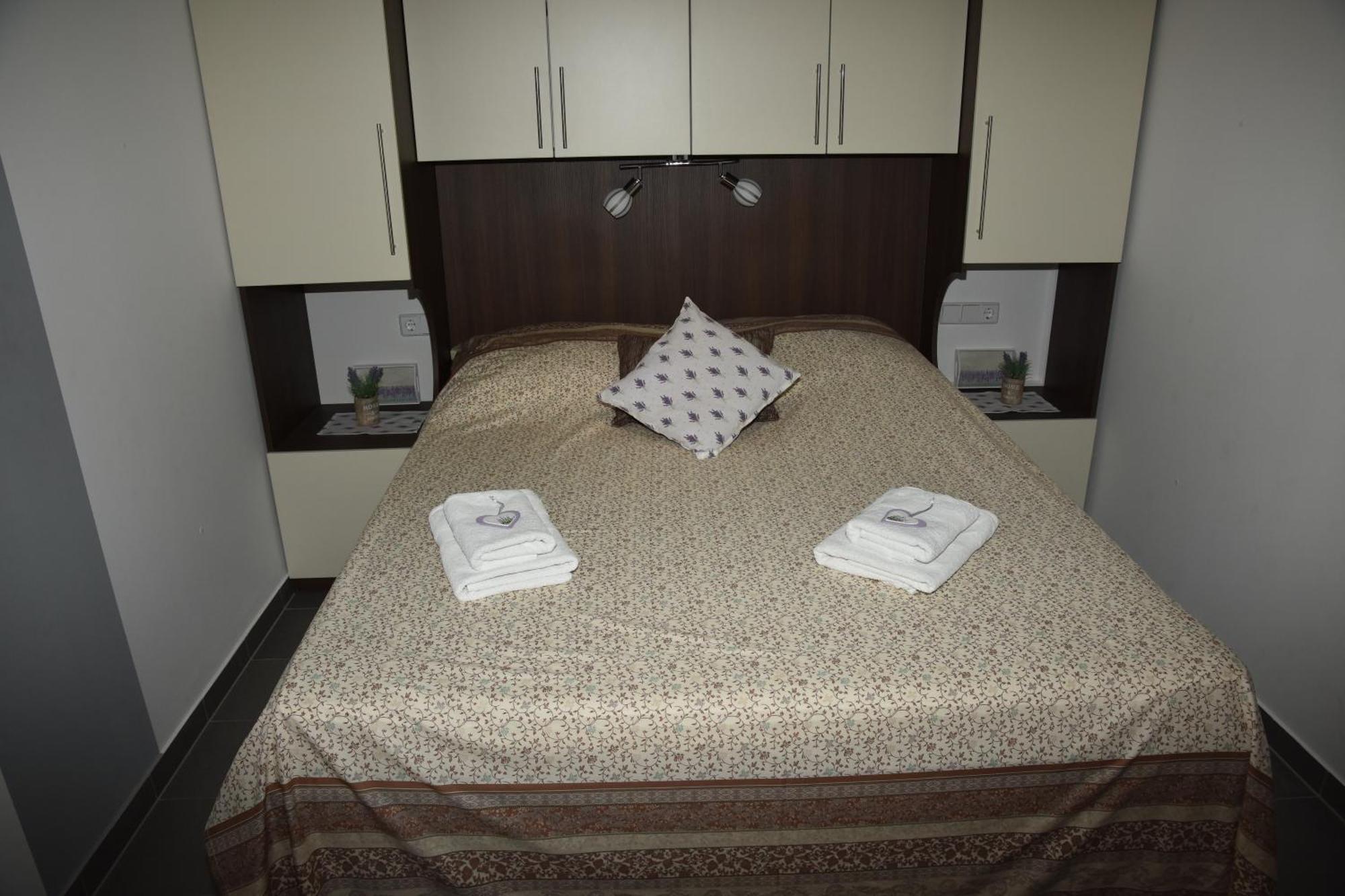 Apartments Lavendula Водице Екстериор снимка