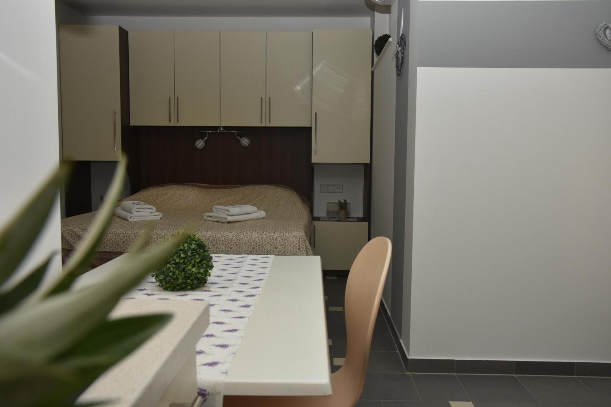 Apartments Lavendula Водице Екстериор снимка