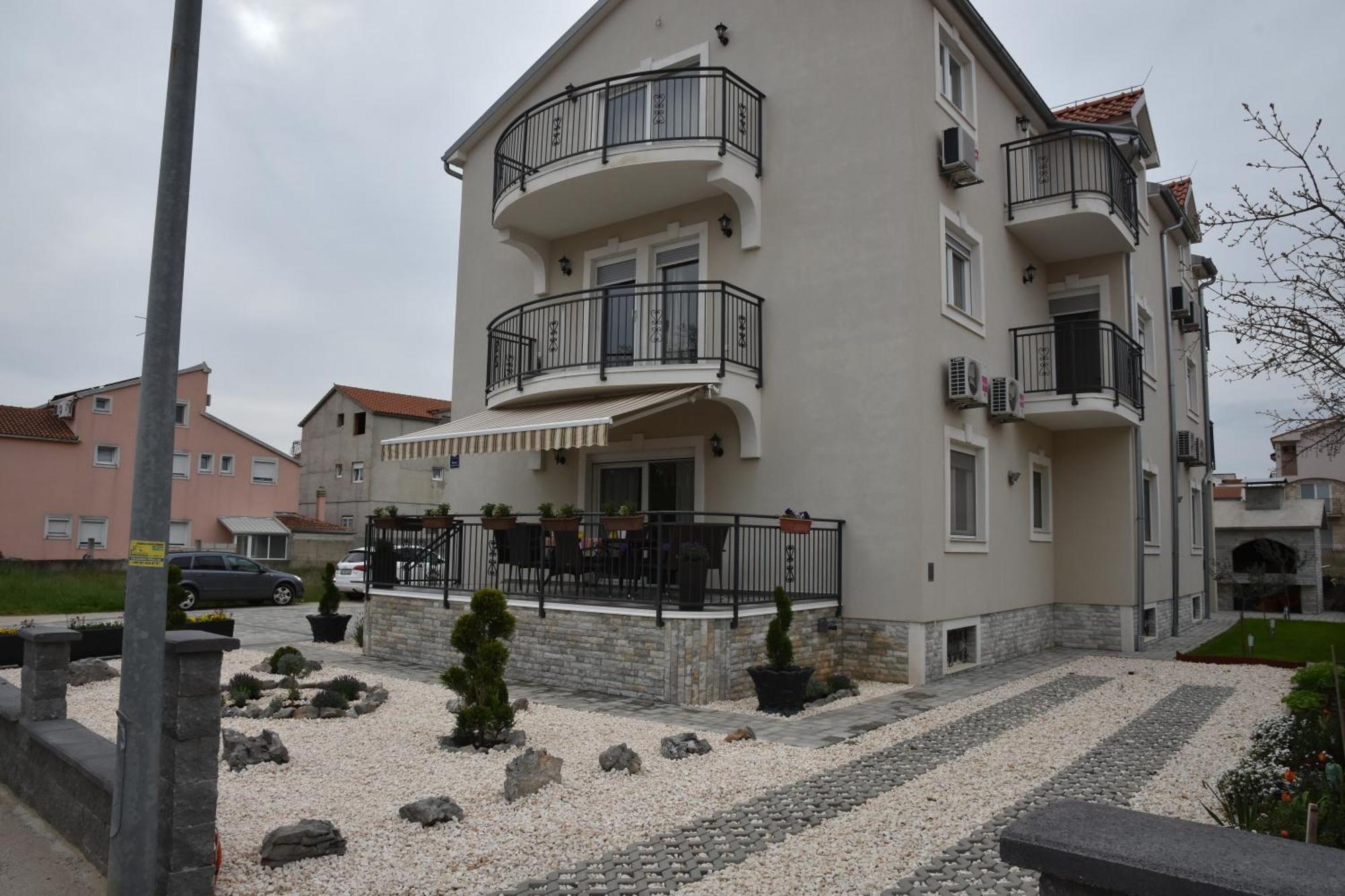 Apartments Lavendula Водице Екстериор снимка