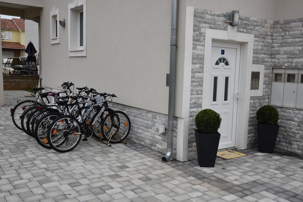 Apartments Lavendula Водице Екстериор снимка