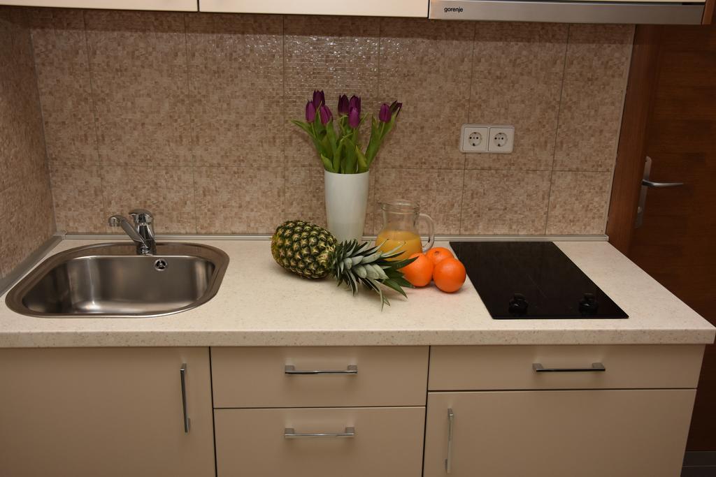 Apartments Lavendula Водице Екстериор снимка