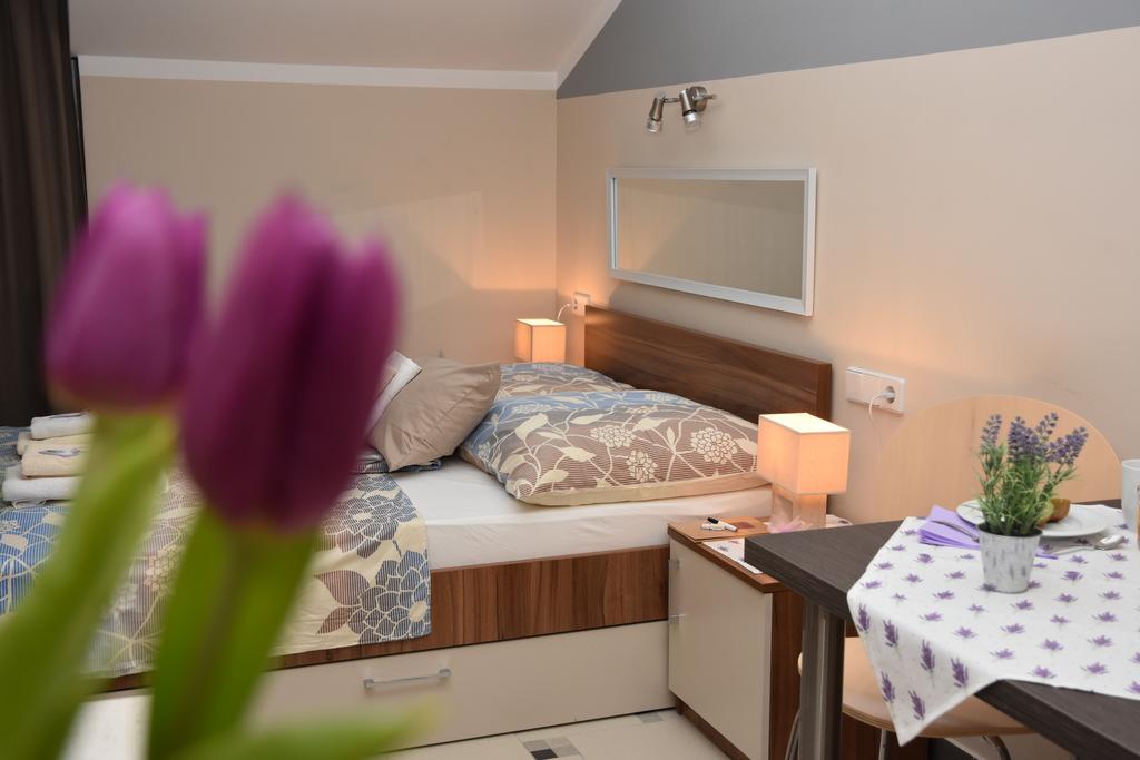 Apartments Lavendula Водице Екстериор снимка