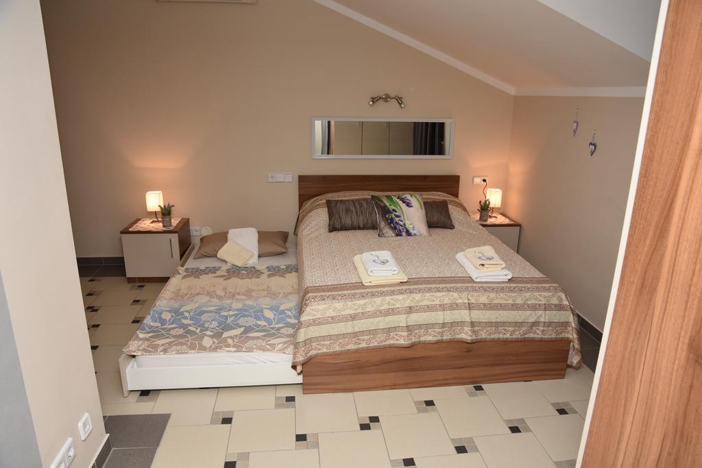 Apartments Lavendula Водице Екстериор снимка